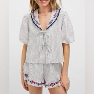 Tuckernuck Tan Stripe Embroidered Striped Set Size Small